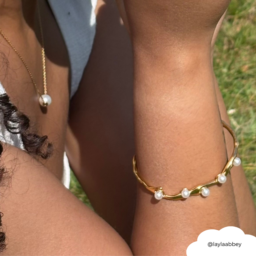 Oyster Pearl Vine Bangle