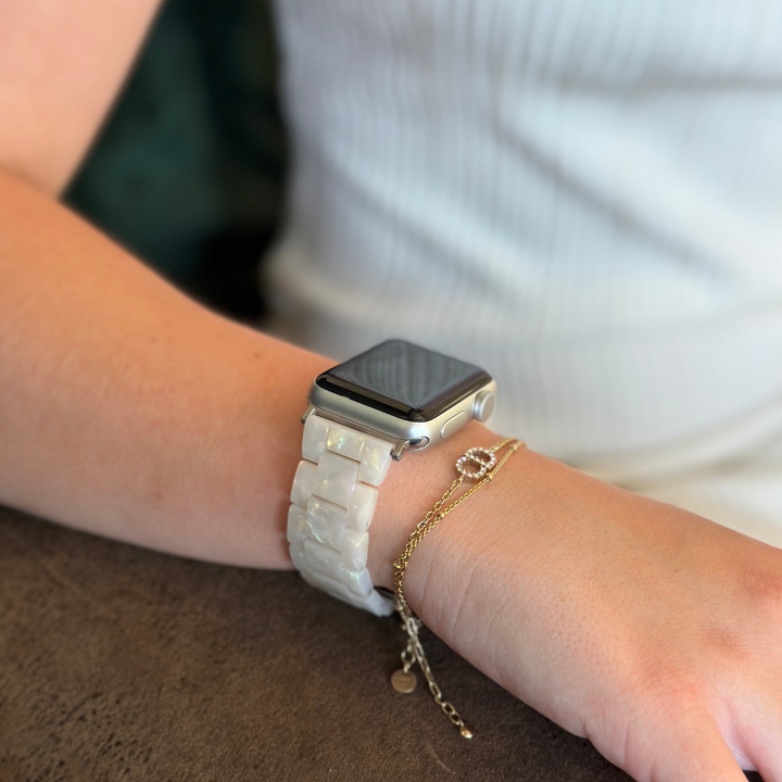 Luxe Iridescent Apple Watch Strap