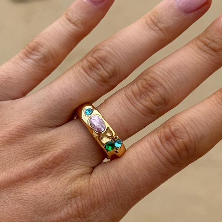 Gemwave Ring