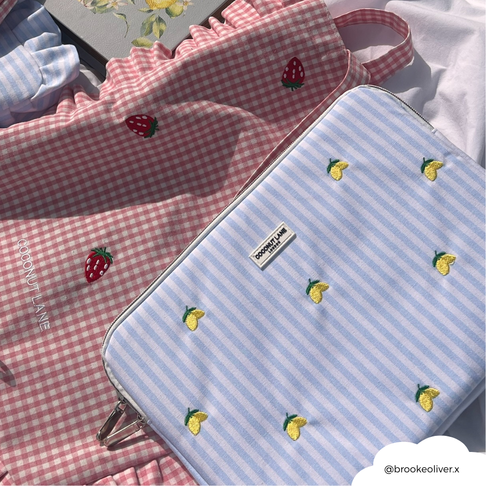 Living La Vida Lemon Laptop Sleeve