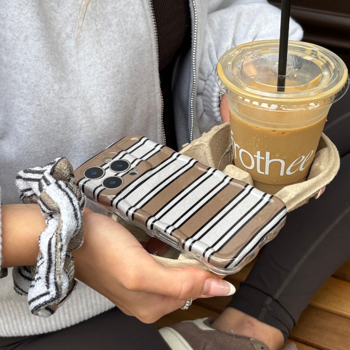 Wavy Phone Case - Retro Stripes