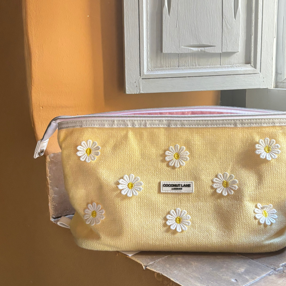 Expandable Makeup Bag - Buttercup Bloom