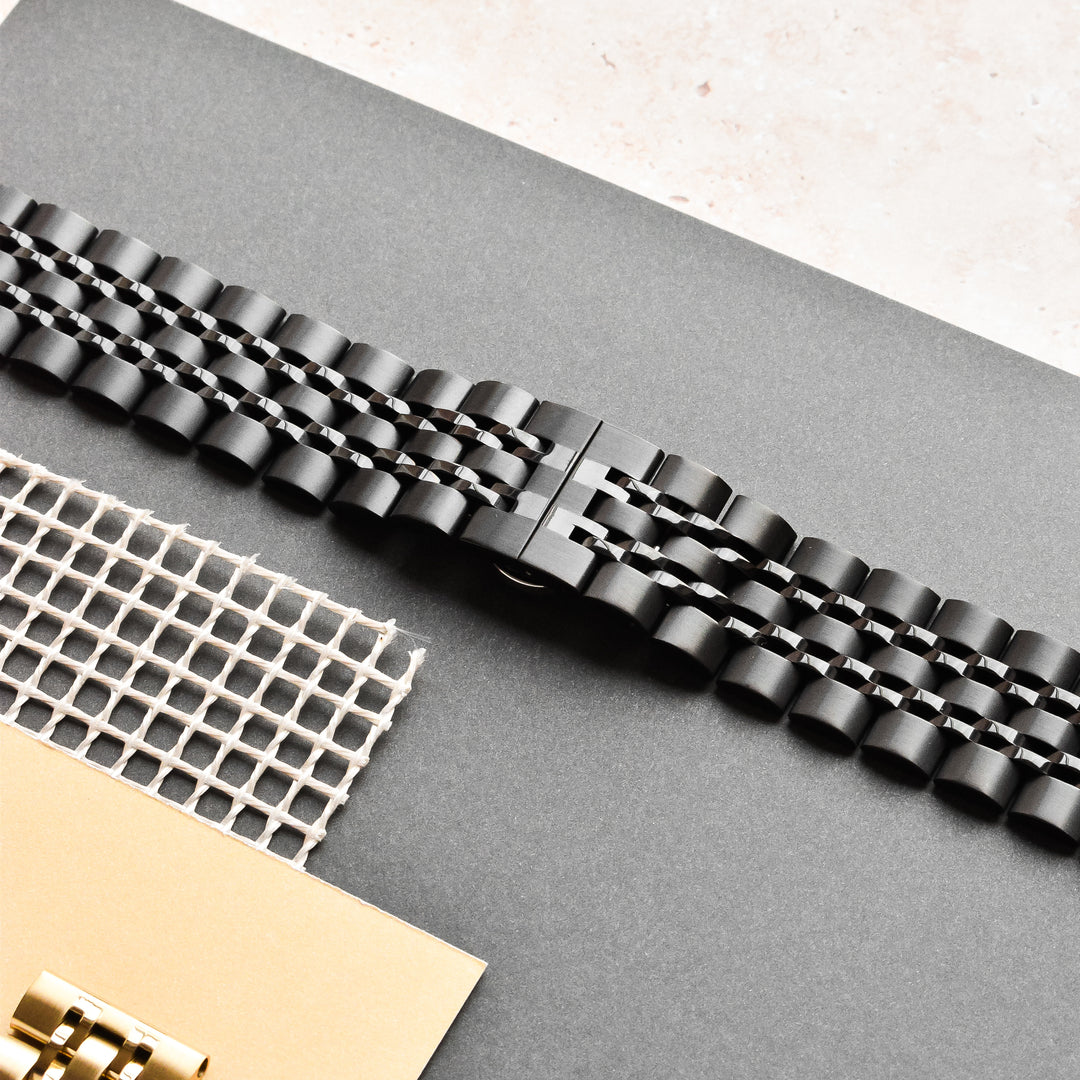 Universal Watch Strap - Stainless Steel - Black