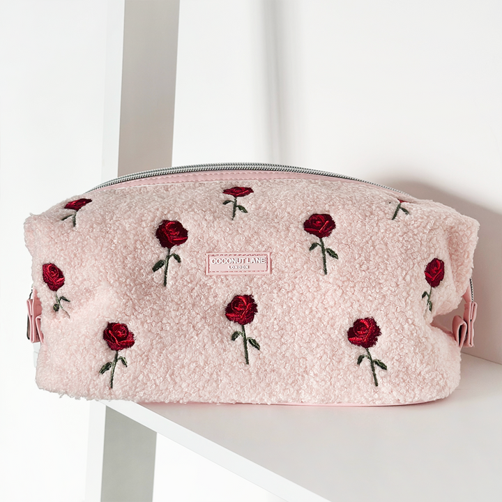 Magic Lifestyle Pouch - Embroidered Roses Teddy