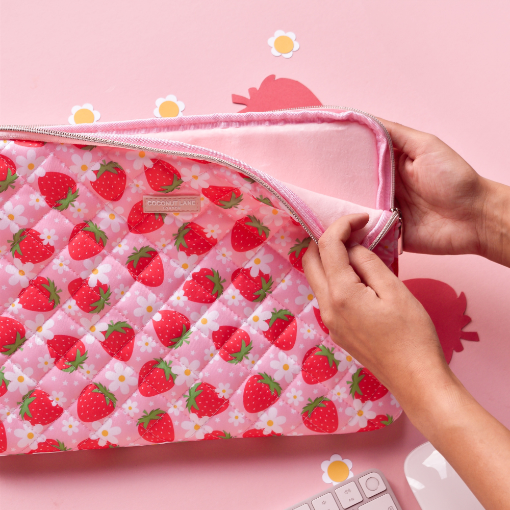 Quilted Berry Cute Strawberry Laptop Sleeve MacBook Cases