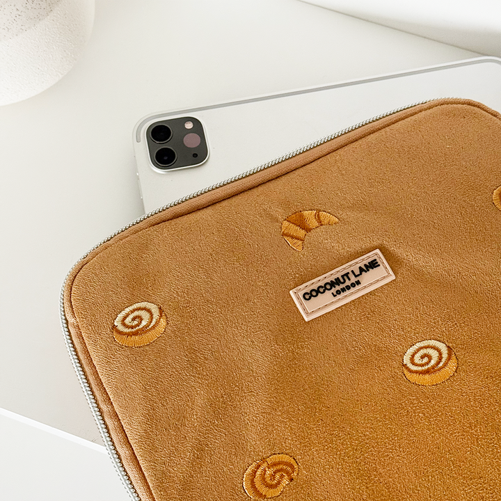 Suedette Croissant Club - iPad Sleeve