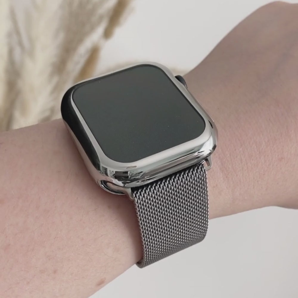2-in-1 Metallic Apple Watch Case & Built-In Screen Protector - Silver