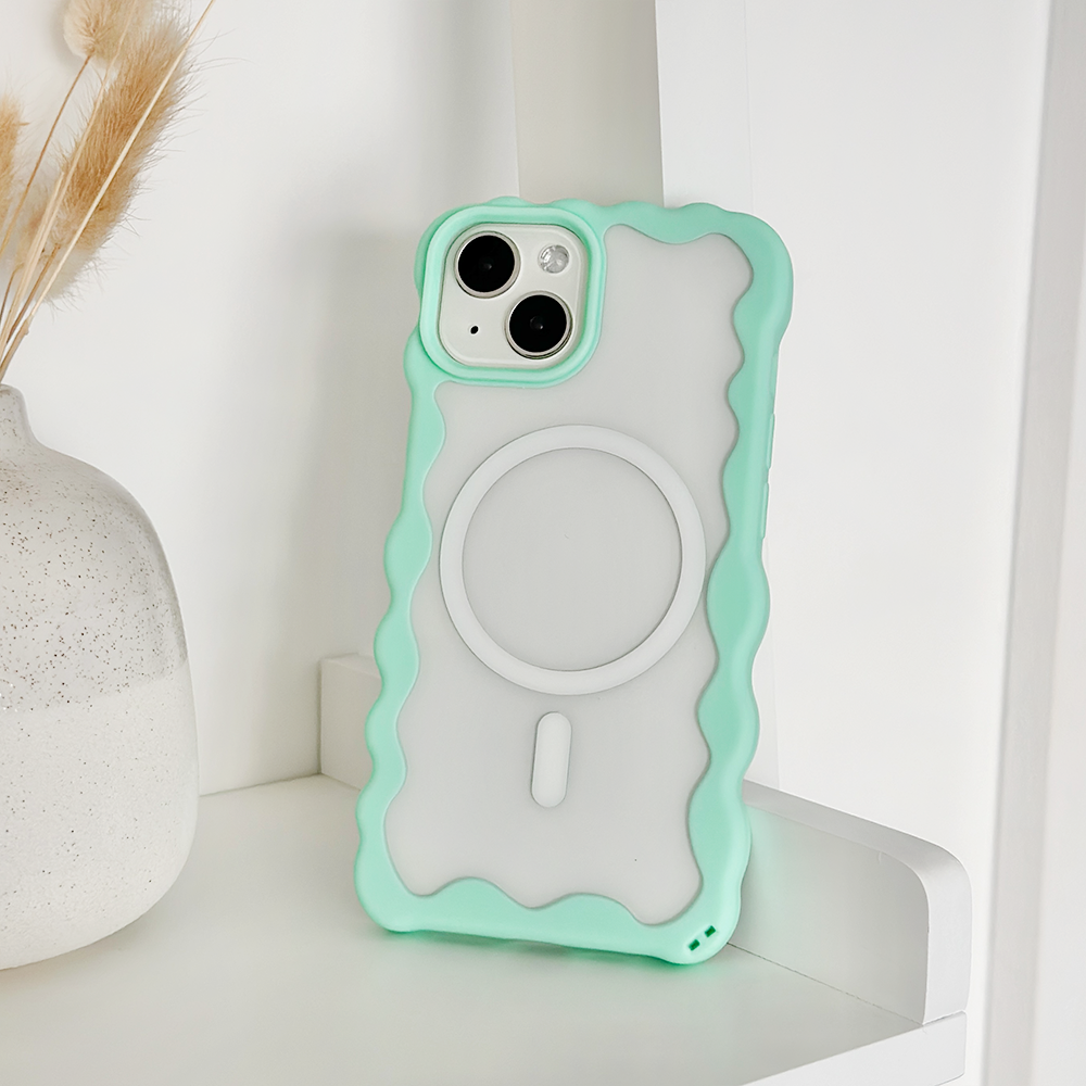 Wavy MagSafe Clear Phone Case - Mint