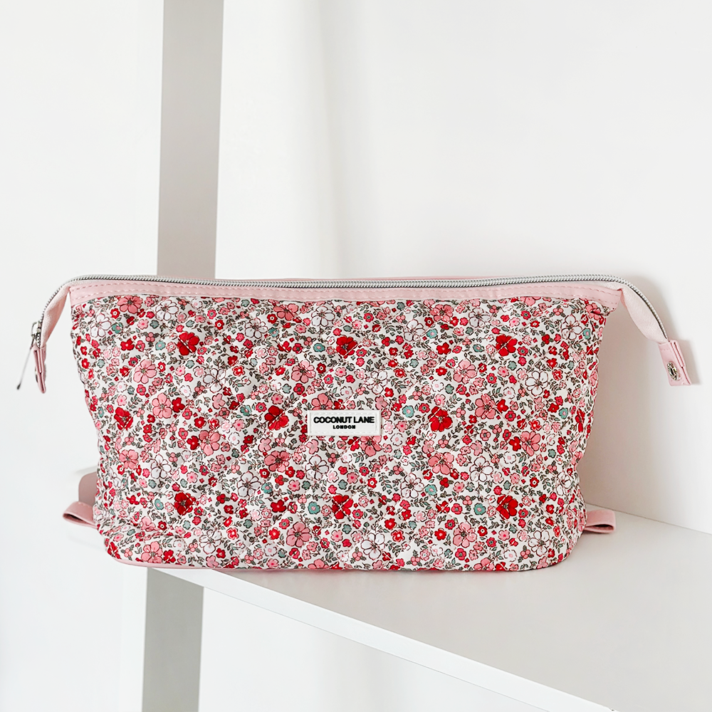 Magic Lifestyle Pouch - Quilted Christmas Flowers