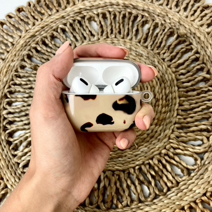 Airpods Case - Ivory Tort