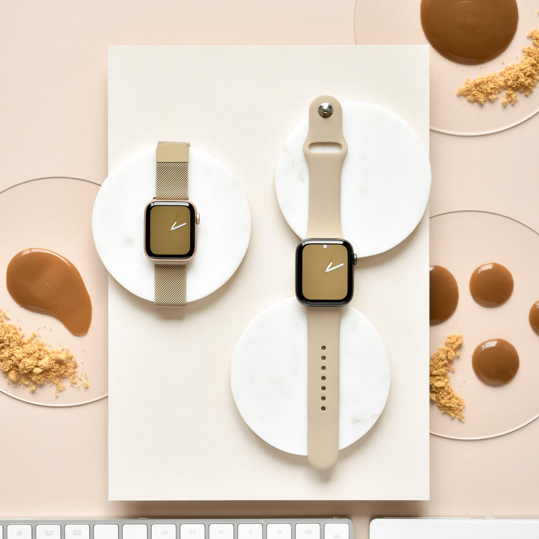 Beige-Silicone-and-Magnetic-Chain-Apple-Watch-Strap-Set