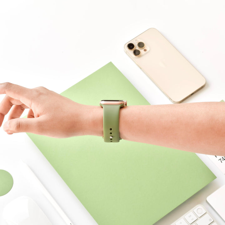 olive-green-apple-watch-strap-on-wrist
